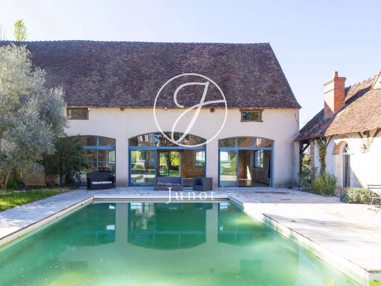 Property Bourges - 11 bedrooms - 1036m²