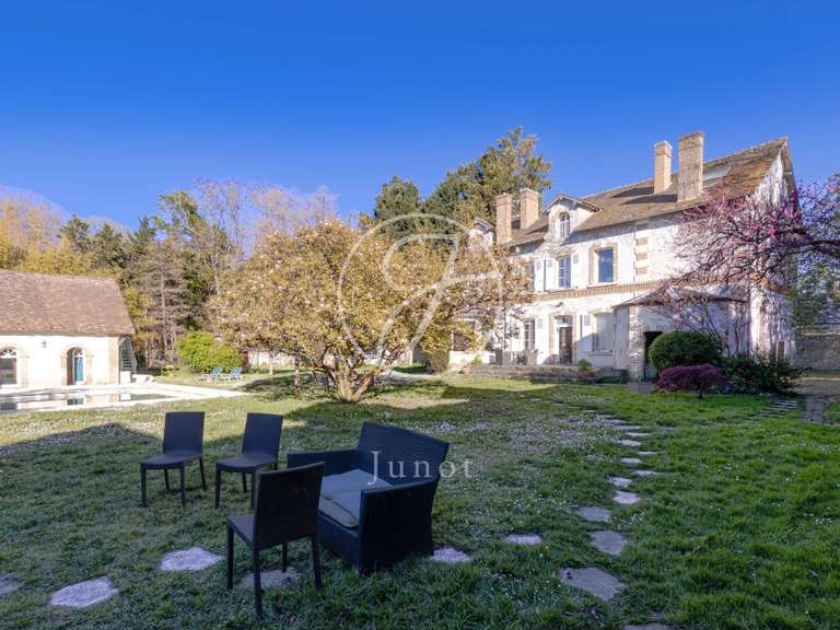 Propriété Bourges - 11 chambres - 1036m²