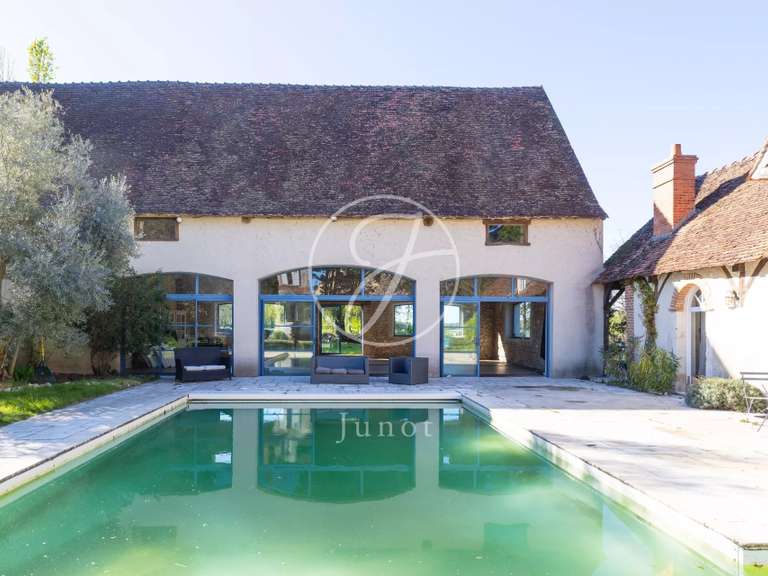 Propriété Bourges - 11 chambres - 1036m²