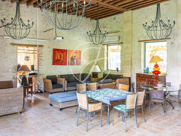 Property Bourges - 11 bedrooms - 1036m²