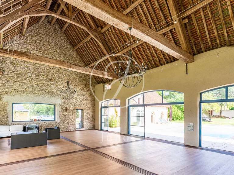 Property Bourges - 11 bedrooms - 1036m²