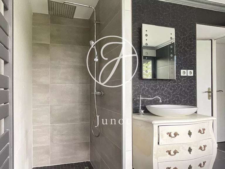 House Bourghelles - 5 bedrooms - 268m²