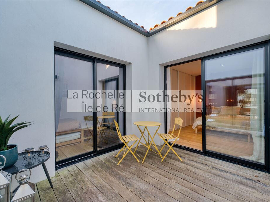 House Bourgneuf