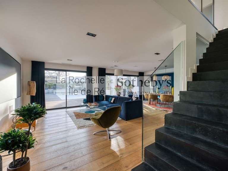 Maison Bourgneuf - 4 chambres - 185m²