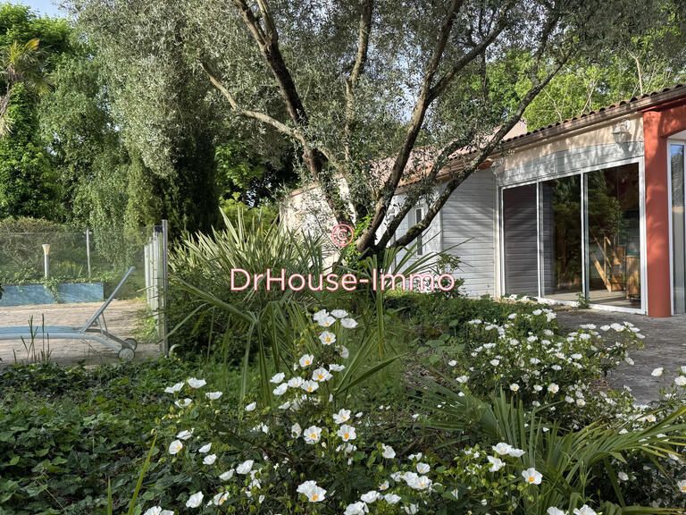 Villa Bourgneuf - 6 bedrooms - 326m²