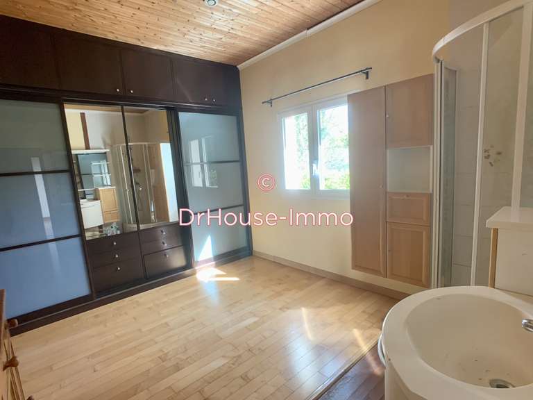 Villa Bourgneuf - 6 bedrooms - 326m²