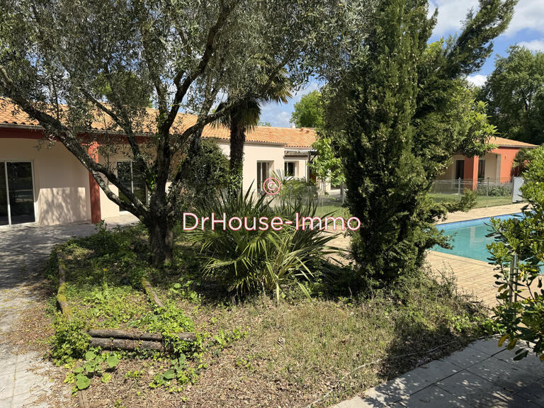 Villa Bourgneuf - 6 bedrooms - 326m²