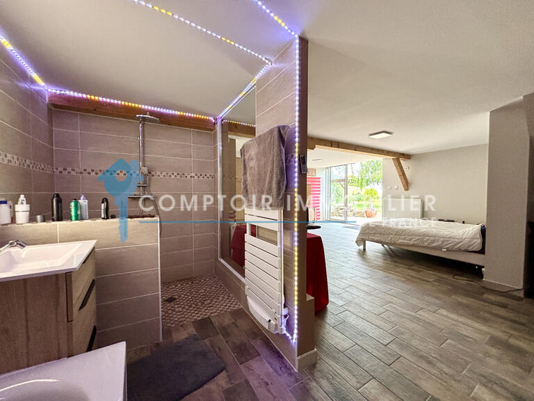 Maison Bourgoin-Jallieu - 4 chambres - 186m²