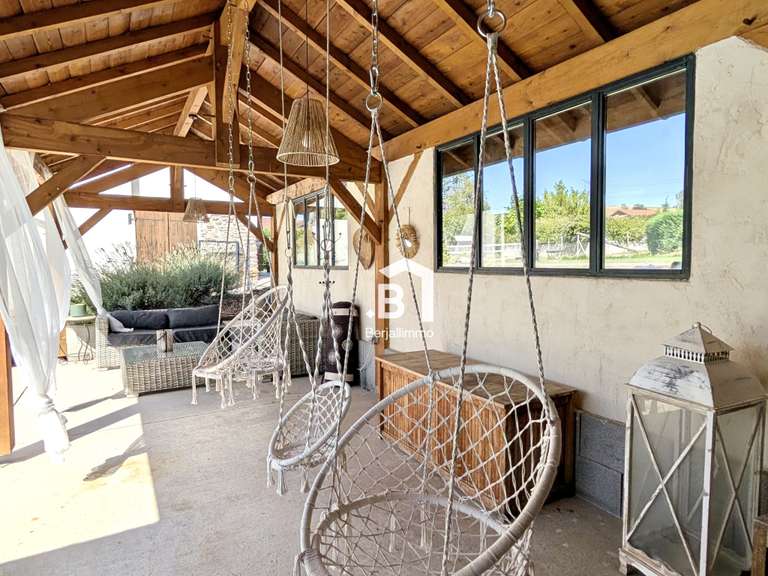 Maison Bourgoin-Jallieu - 6 chambres - 315m²