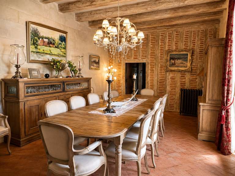 Château Bourgueil - 1000m²