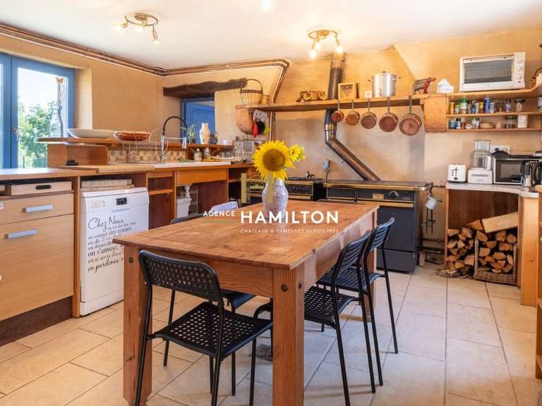 Maison Bournazel - 7 chambres - 282m²