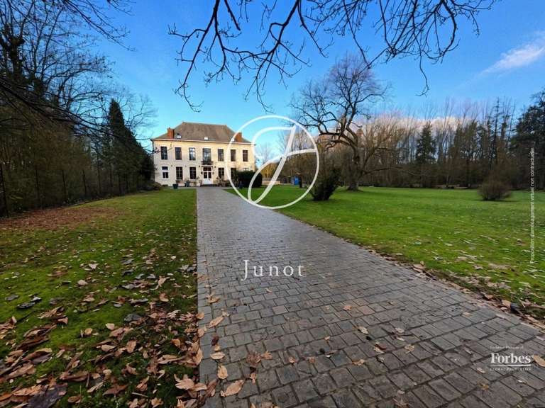 Maison Bouvignies - 4 chambres - 450m²
