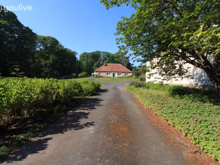 House Bouvigny-Boyeffles - 5 bedrooms