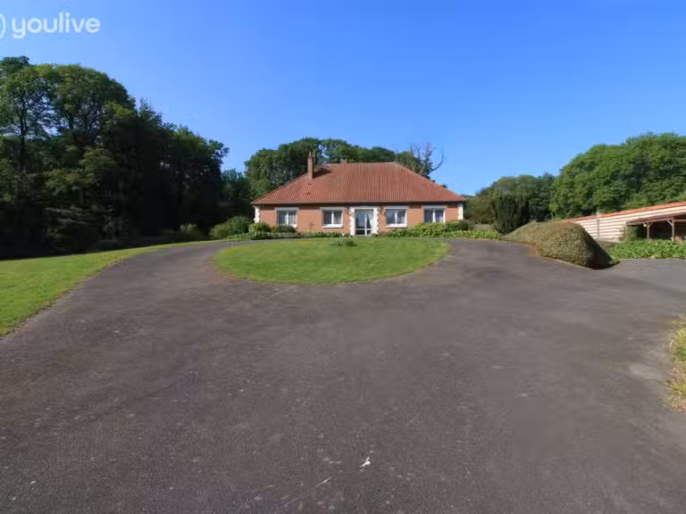 House Bouvigny-Boyeffles - 5 bedrooms