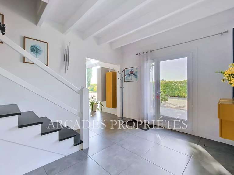 Maison Branne - 5 chambres - 405m²