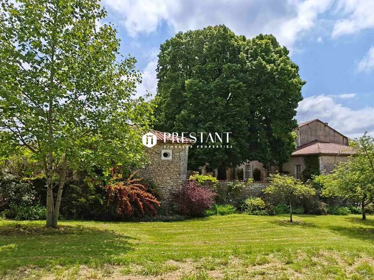 Propriété Brantôme - 6 chambres - 450m²