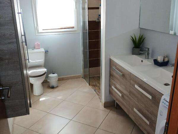Property Bras - 9 bedrooms