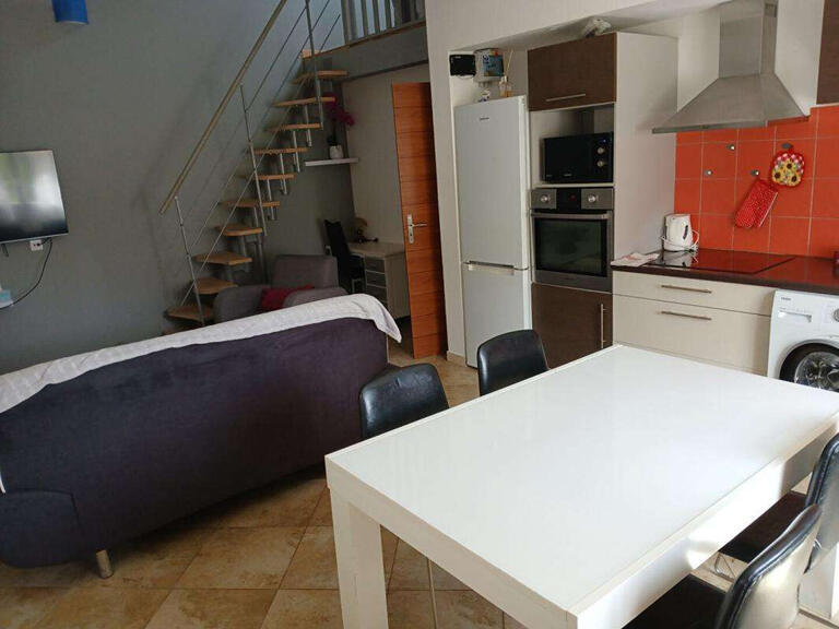 Property Bras - 9 bedrooms