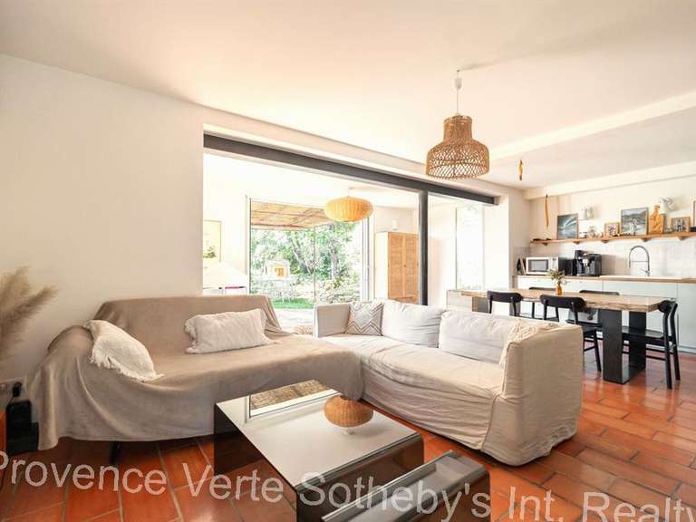 Propriété Bras - 650m²