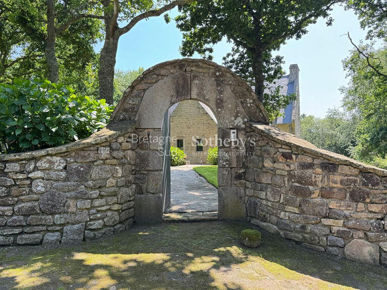 Maison Brélès - 4 chambres - 144m²