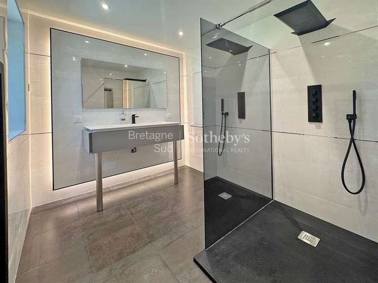 Maison Brélès - 4 chambres - 144m²