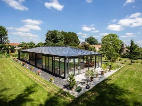 House Bressuire - 6 bedrooms - 380m²