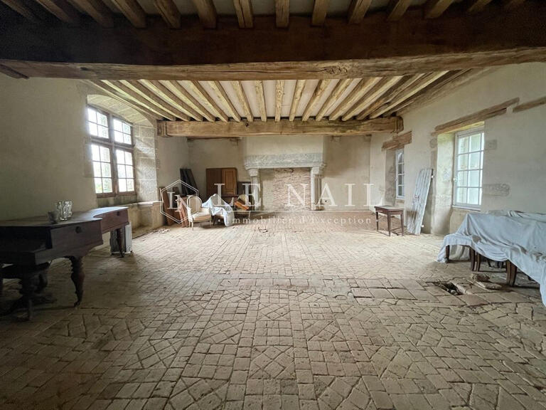 Propriété Bressuire - 12 chambres - 540m²