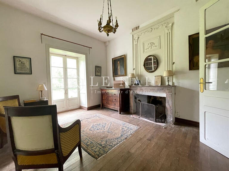 Propriété Bressuire - 12 chambres - 540m²