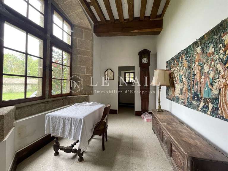 Propriété Bressuire - 12 chambres - 540m²