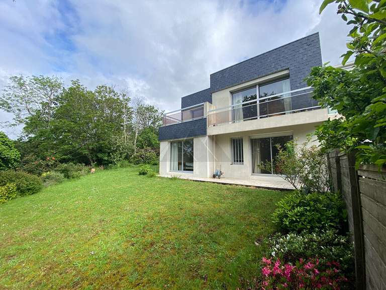 Vente Maison Brest 656 775€ 300m²