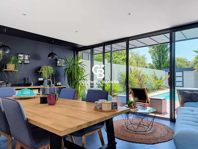 Maison Bretignolles-sur-Mer - 4 chambres - 225m²