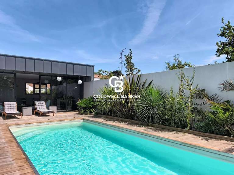 Maison Bretignolles-sur-Mer - 4 chambres - 225m²