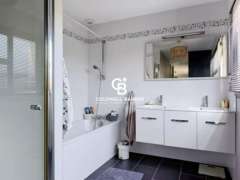 Maison Bretignolles-sur-Mer - 4 chambres - 225m²