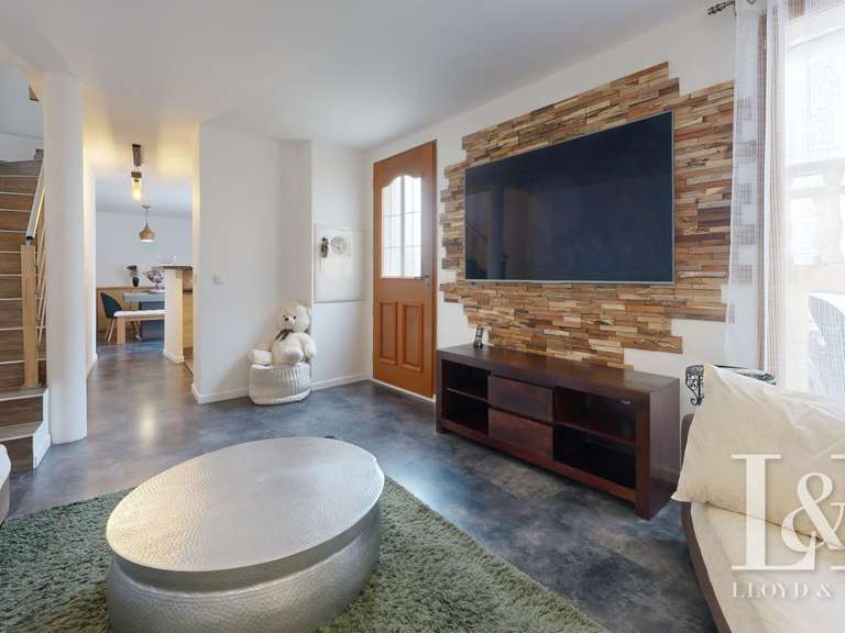 House Breuil-Bois-Robert - 10 bedrooms - 345m²