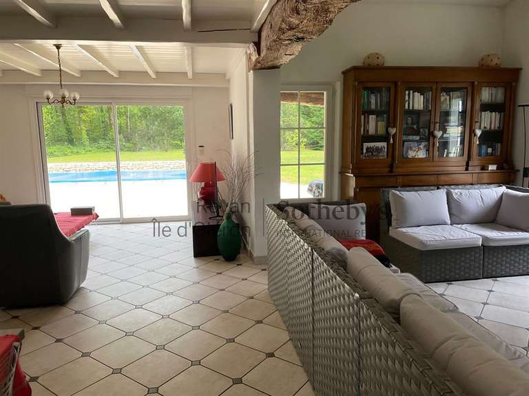 Maison Breuillet - 4 chambres - 225m²
