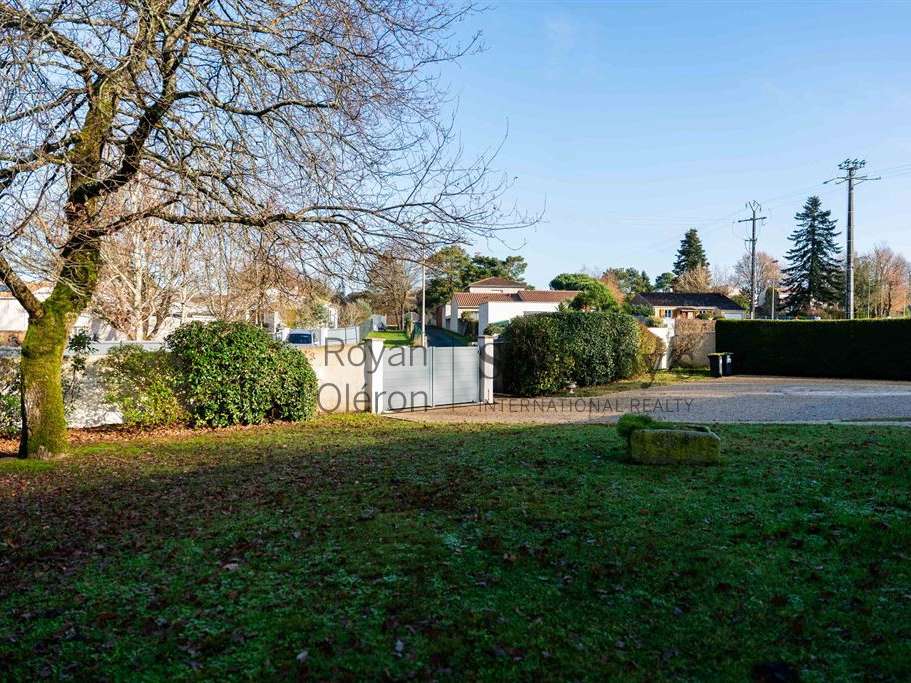 House Breuillet