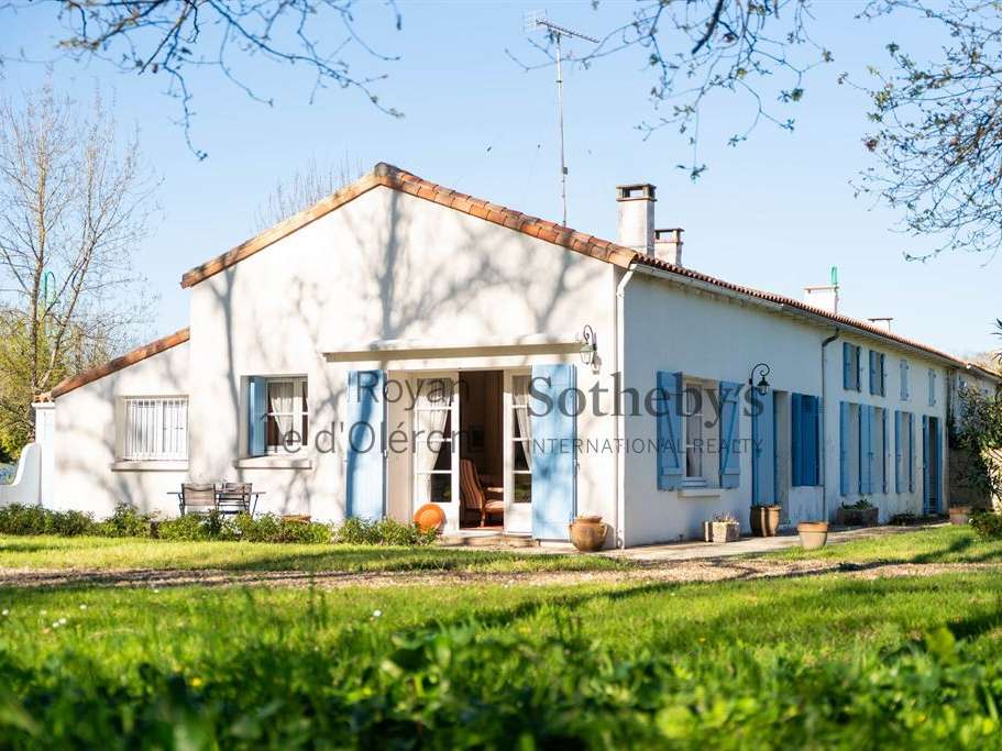 Maison Breuillet