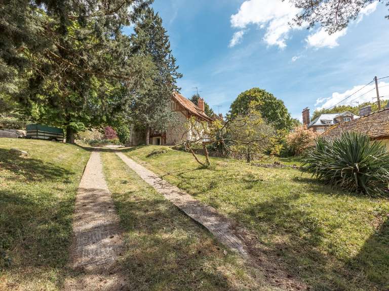 Propriété Breuillet - 8 chambres - 380m²