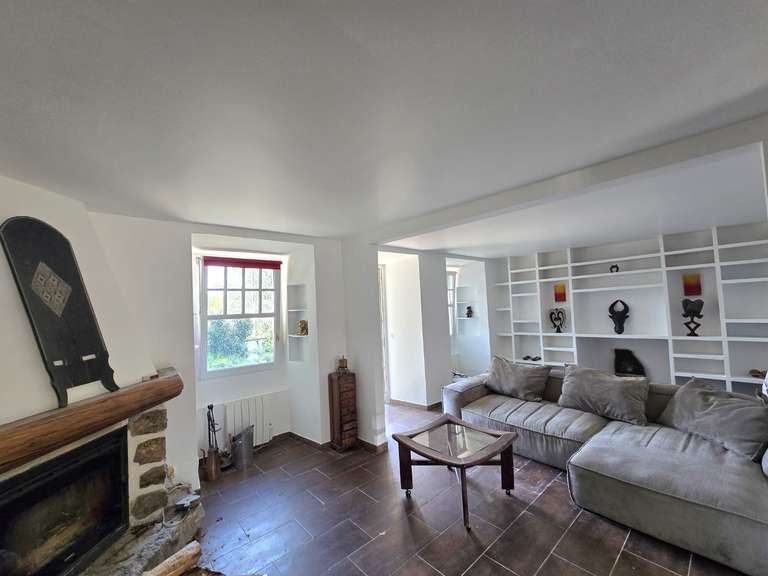 Propriété Breuillet - 8 chambres - 380m²