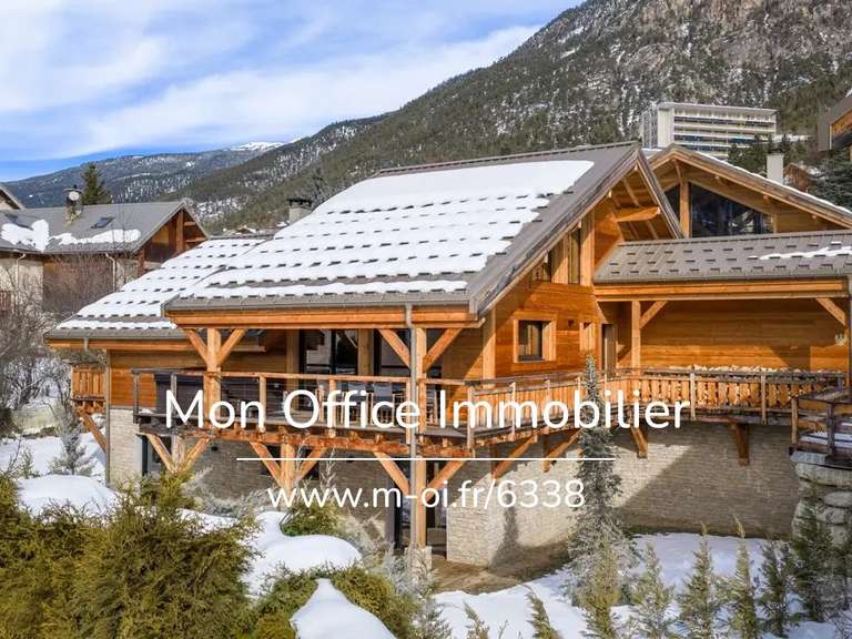 Chalet Briançon - 4 chambres - 255m²