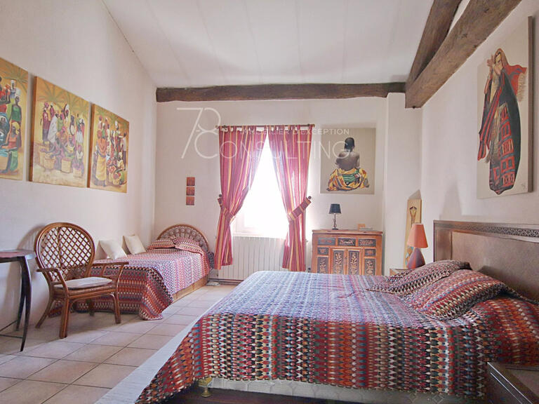 Propriété Briatexte - 770m²