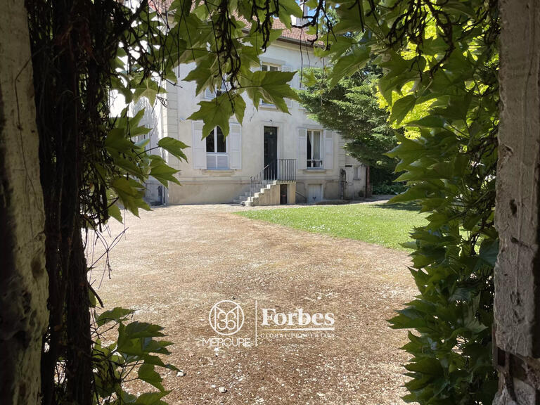 Property Brie-Comte-Robert - 5 bedrooms - 250m²