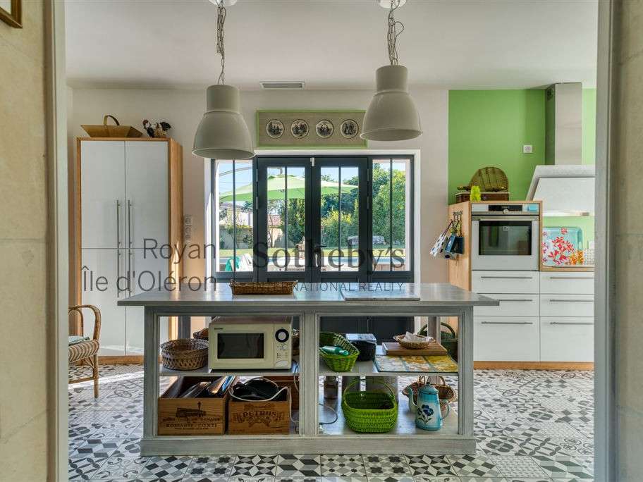 House Brie-sous-Mortagne