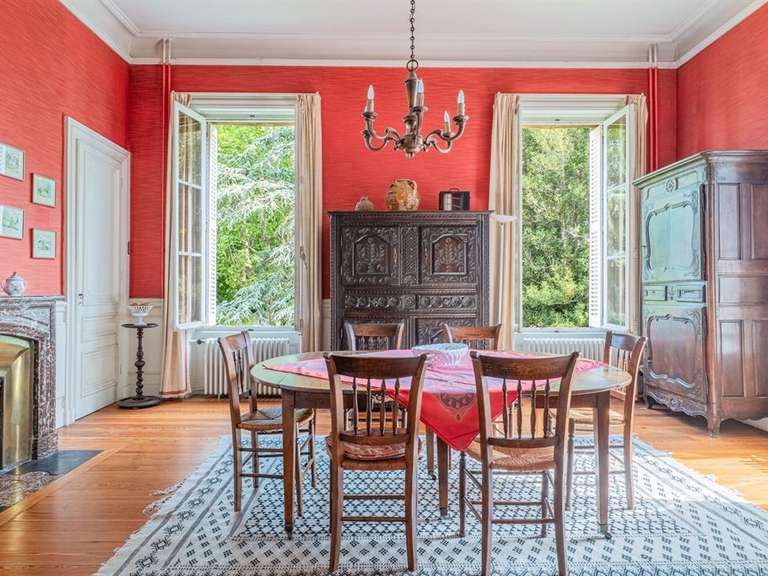 House Brignais - 8 bedrooms - 522m²