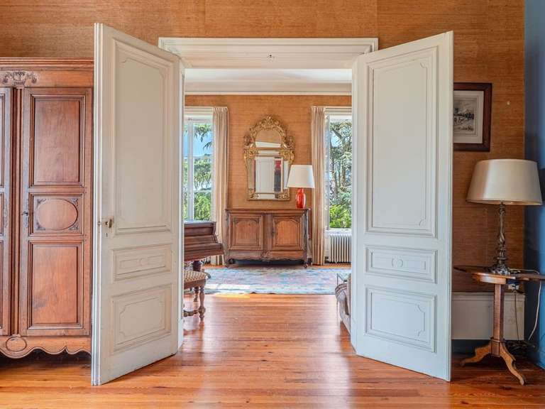 House Brignais - 8 bedrooms - 522m²