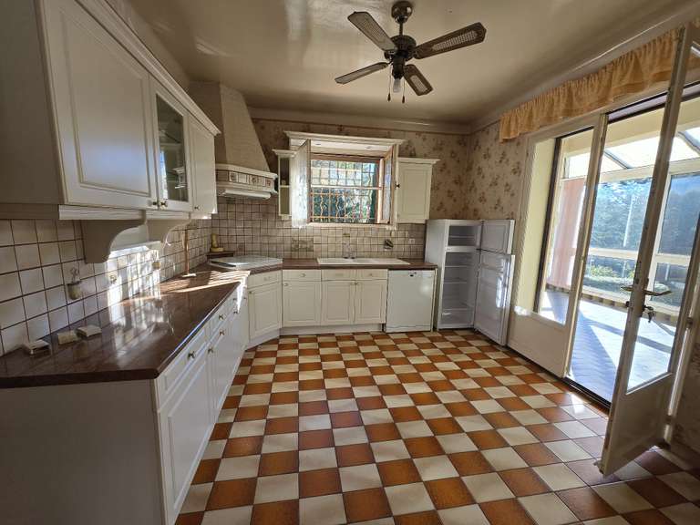 House Brignoles - 5 bedrooms - 204m²