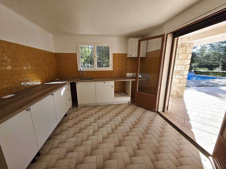 House Brignoles - 5 bedrooms - 204m²