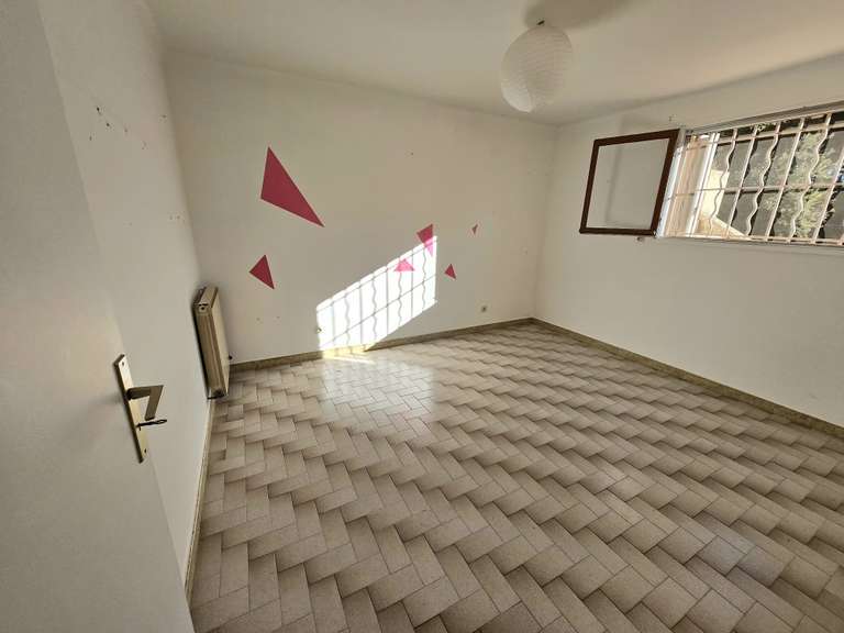 House Brignoles - 5 bedrooms - 204m²