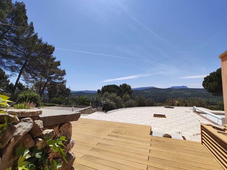 House Brignoles - 7 bedrooms - 300m²