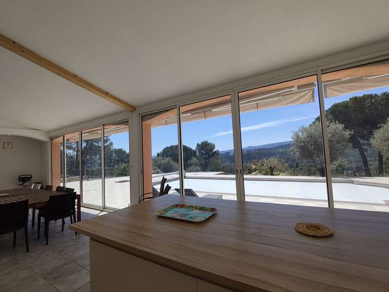 Maison Brignoles - 7 chambres - 300m²